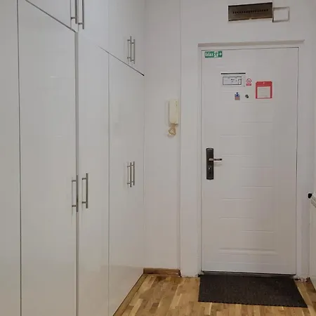 Majt Lägenhet Belgrad